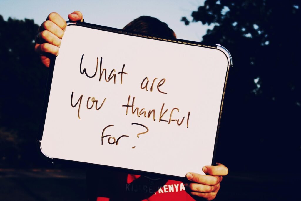 Gratitude Journaling: 30 Prompts To Transforms Your Life 3 Gratitude Journaling